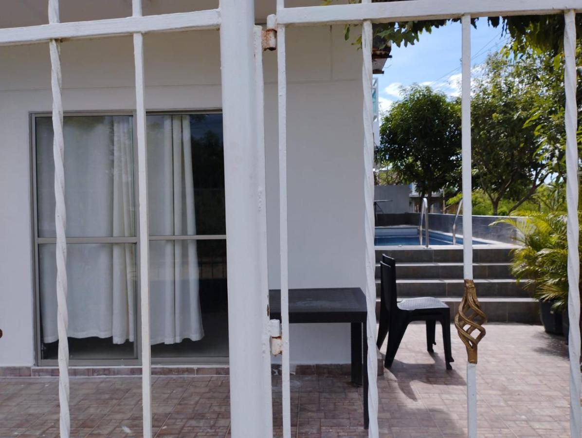 Apartahotel Eden Covenas Luaran gambar